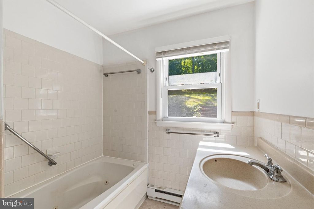 Image 13 of property listing at 3204 BUFFALO RD, New Windsor, MD 21776