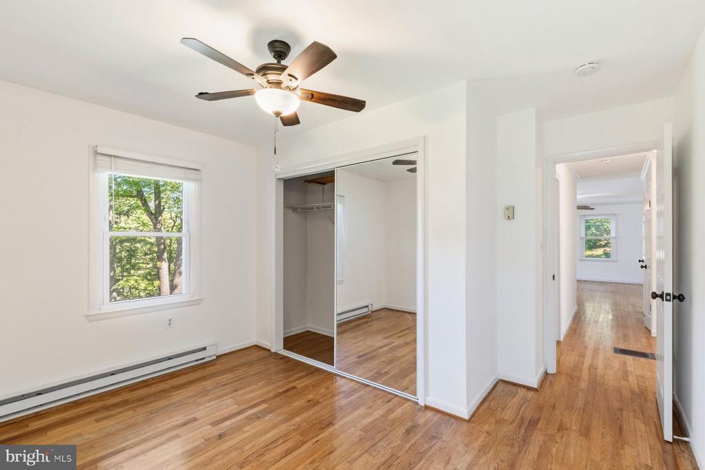 Image 19 of property listing at 3204 BUFFALO RD, New Windsor, MD 21776