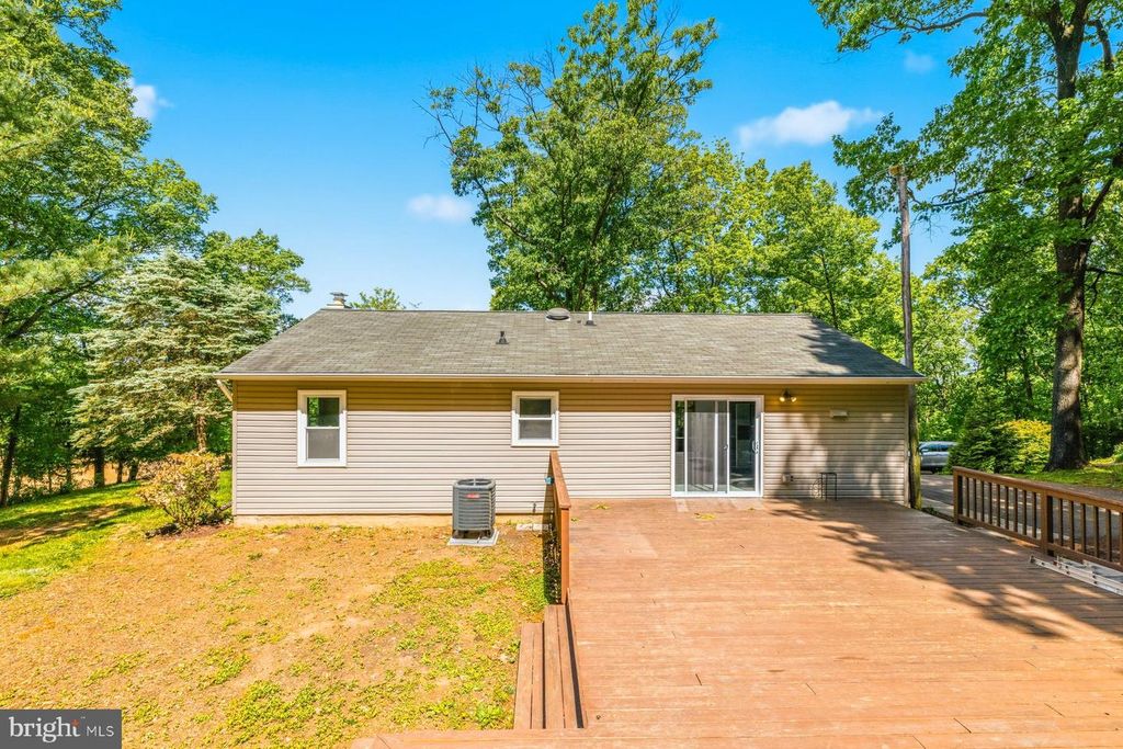 Image 29 of property listing at 3204 BUFFALO RD, New Windsor, MD 21776