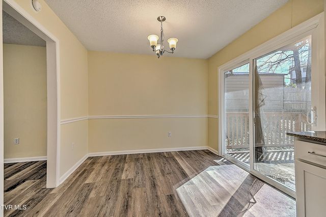 22126 Pinebrook Drive, Bristol, VA 24202