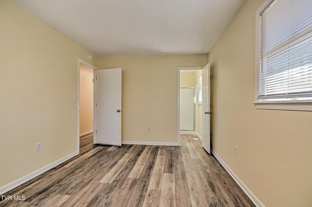 22126 Pinebrook Drive, Bristol, VA 24202