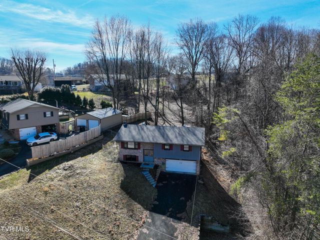 22126 Pinebrook Drive, Bristol, VA 24202