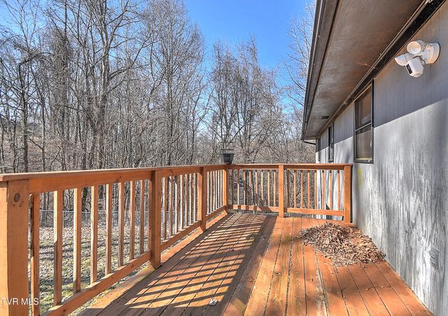 22126 Pinebrook Drive, Bristol, VA 24202