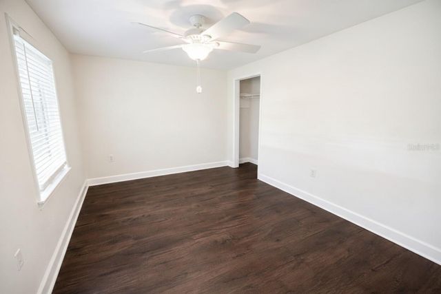 933 MYRTLE AVENUE, Venice, FL 34285