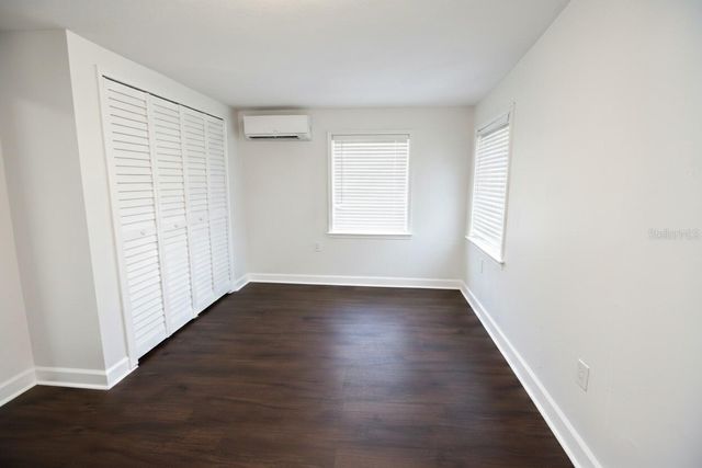 933 MYRTLE AVENUE, Venice, FL 34285