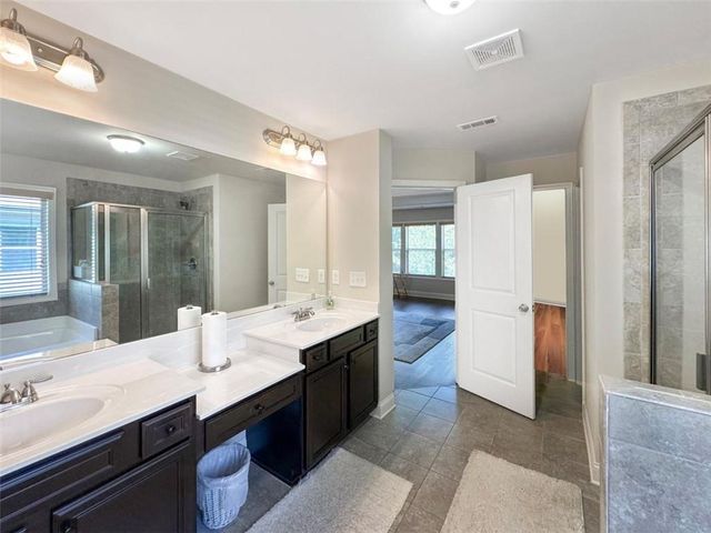 30 Holdings Drive, Lawrenceville, GA 30044