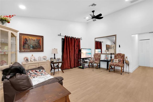 22882 Markham Way, Boca Raton, FL 33428