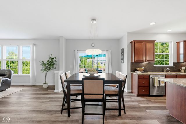 11550 Buckskin, Zionsville, IN 46077