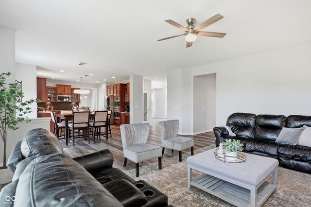 11550 Buckskin, Zionsville, IN 46077