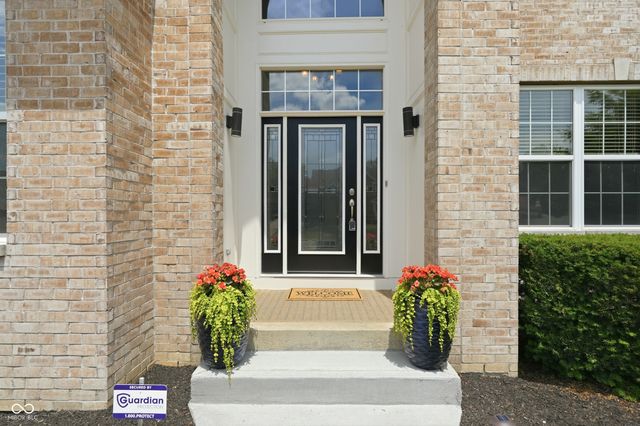 11550 Buckskin, Zionsville, IN 46077