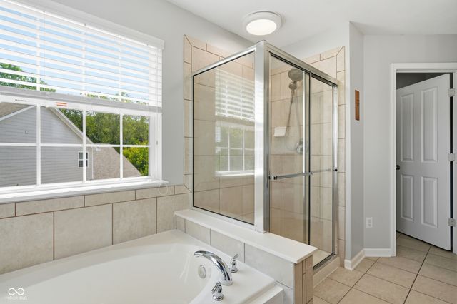 11550 Buckskin, Zionsville, IN 46077