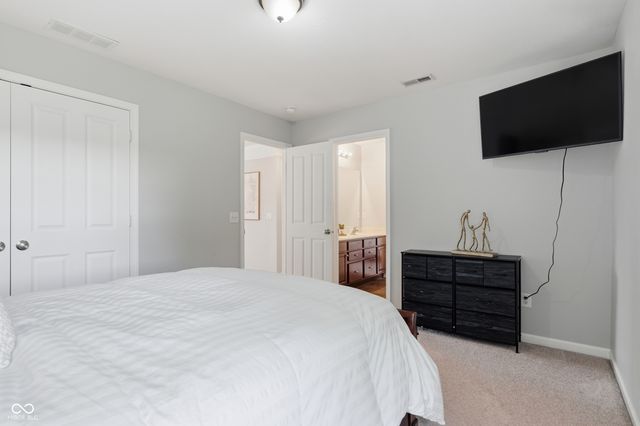 11550 Buckskin, Zionsville, IN 46077