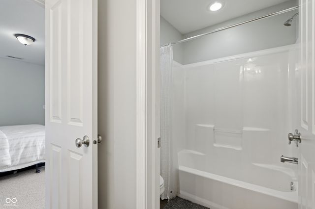 11550 Buckskin, Zionsville, IN 46077
