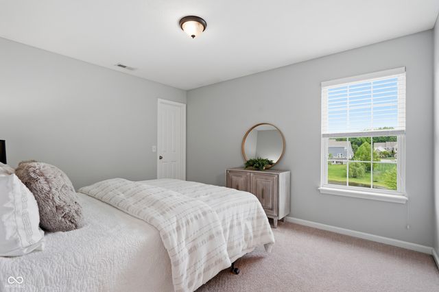 11550 Buckskin, Zionsville, IN 46077