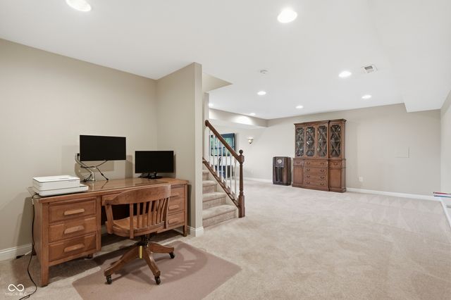 11550 Buckskin, Zionsville, IN 46077