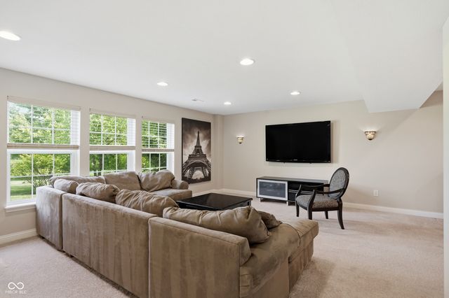 11550 Buckskin, Zionsville, IN 46077