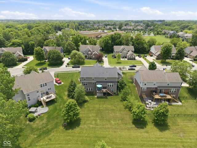 11550 Buckskin, Zionsville, IN 46077