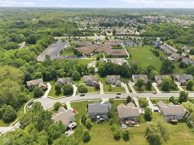 11550 Buckskin, Zionsville, IN 46077