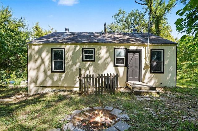 5129 Freeman Avenue, Kansas City, KS 66102