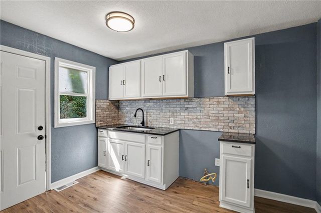 5129 Freeman Avenue, Kansas City, KS 66102