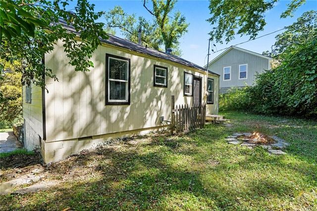 5129 Freeman Avenue, Kansas City, KS 66102