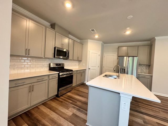 5712 Woodlawn Drive, Durham, NC 27703