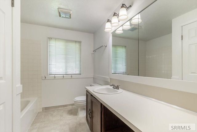 148 S 5th W, Rexburg, ID 83440