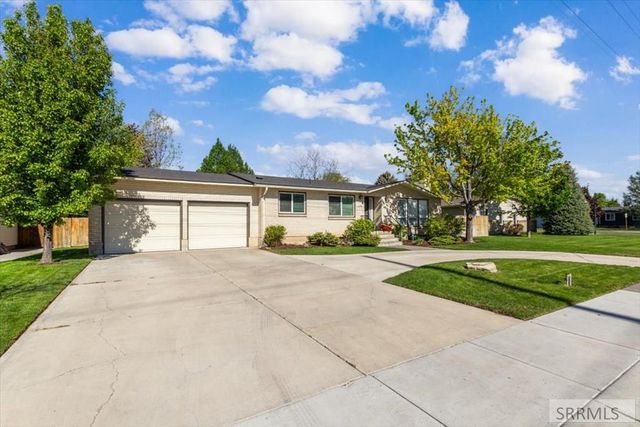 148 S 5th W, Rexburg, ID 83440
