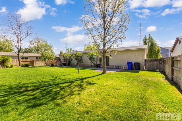 148 S 5th W, Rexburg, ID 83440