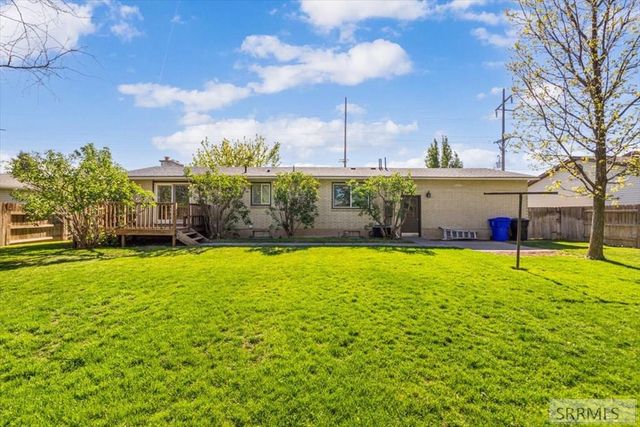 148 S 5th W, Rexburg, ID 83440