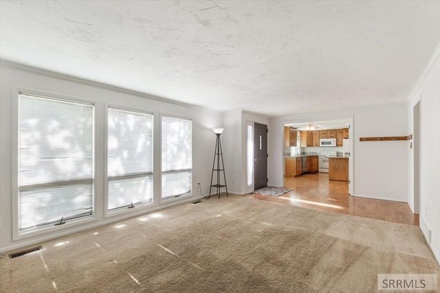 148 S 5th W, Rexburg, ID 83440