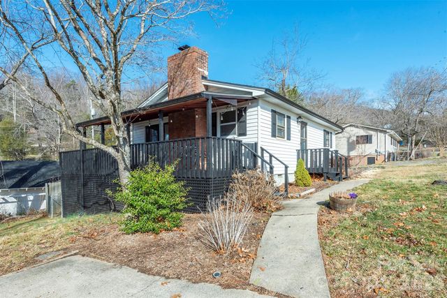 5 Three J Lane, Swannanoa, NC 28778