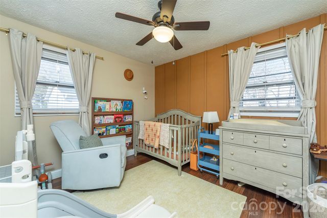 5 Three J Lane, Swannanoa, NC 28778