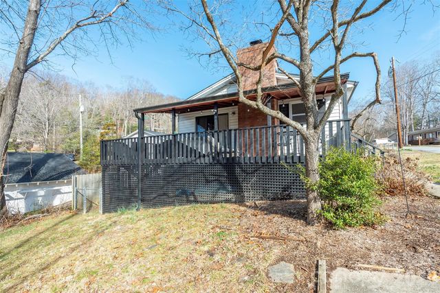 5 Three J Lane, Swannanoa, NC 28778