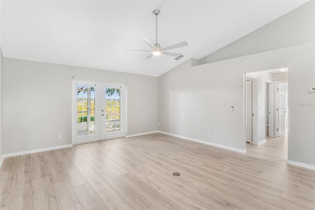 1037 BLUEGRASS DRIVE, Groveland, FL 34736