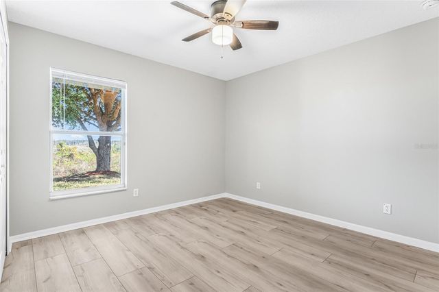 1037 BLUEGRASS DRIVE, Groveland, FL 34736