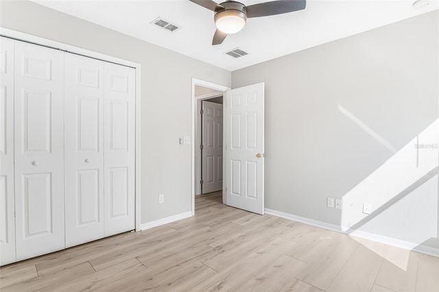 1037 BLUEGRASS DRIVE, Groveland, FL 34736