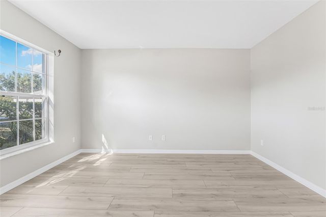 1037 BLUEGRASS DRIVE, Groveland, FL 34736