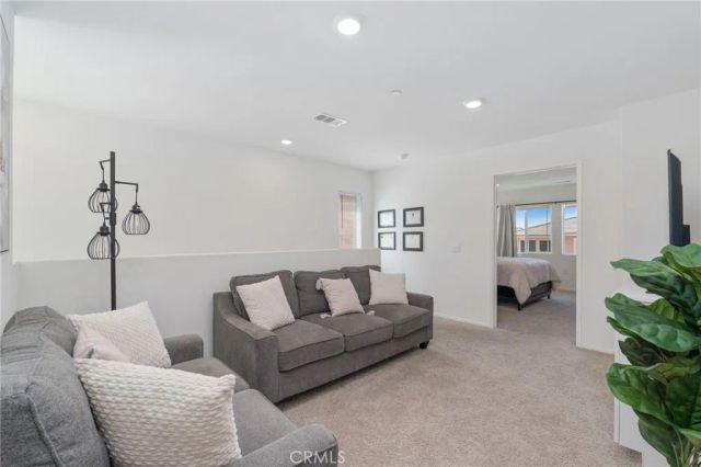 8496 Woodrose, Jurupa Valley, CA 92509