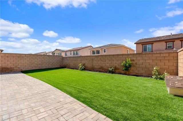 8496 Woodrose, Jurupa Valley, CA 92509