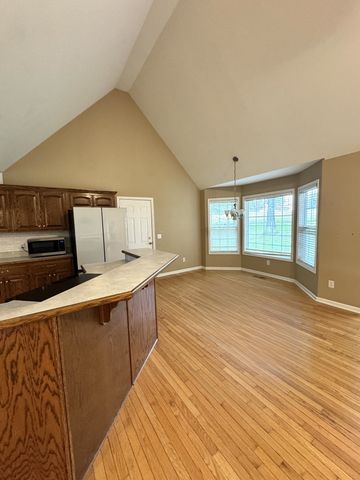 127 Silver Leaf Cir, Dickson, TN 37055
