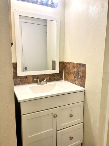 224 AFTON SQUARE 203, Altamonte Springs, FL 32714