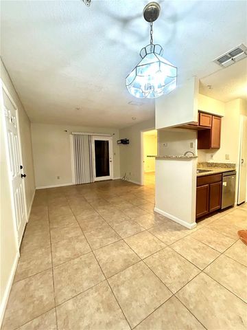 224 AFTON SQUARE 203, Altamonte Springs, FL 32714