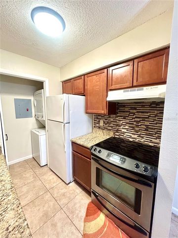 224 AFTON SQUARE 203, Altamonte Springs, FL 32714