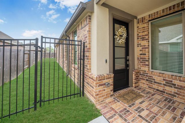 4228 Waterlily Spring Way, Porter, TX 77365