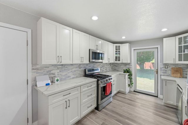 8565 Balboa Ave, Stockton, CA 95209