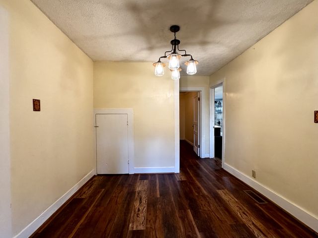 3328 Church St, Burns, TN 37029