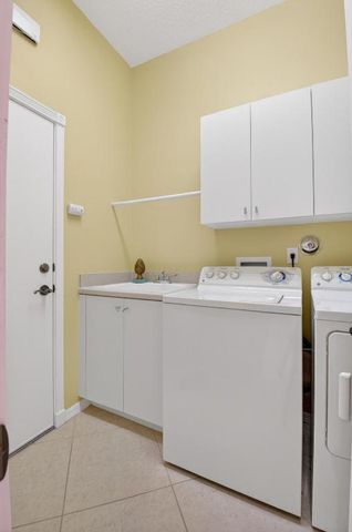 8197 Cavalli Way, Lake Worth, FL 33467