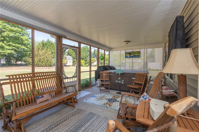 106 Harbour Springs Way, Anderson, SC 29626