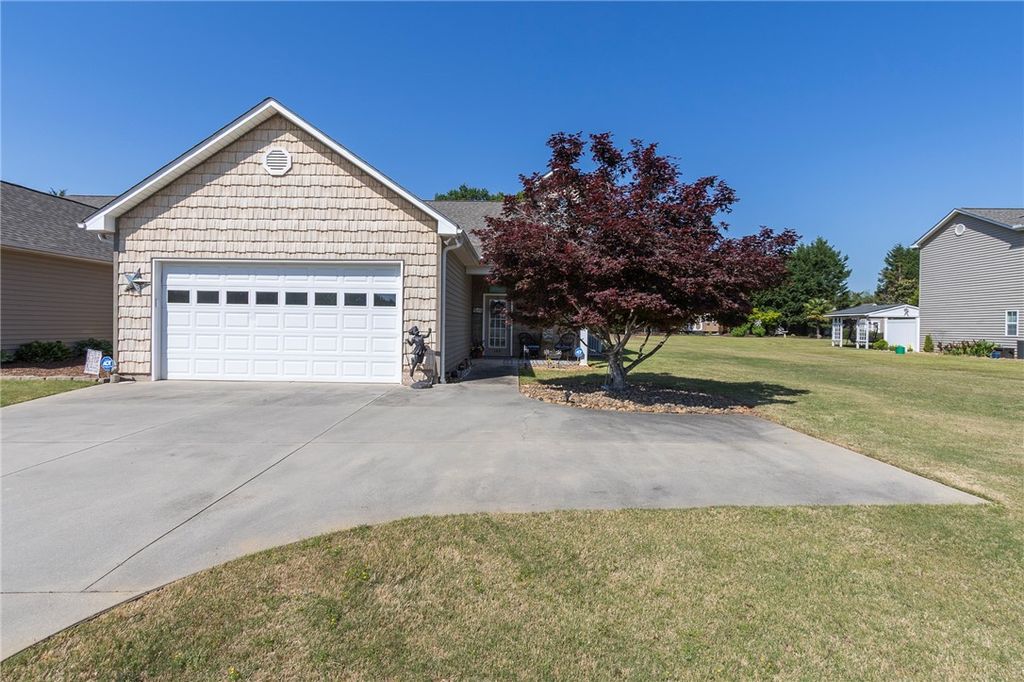 106 Harbour Springs Way, Anderson, SC 29626